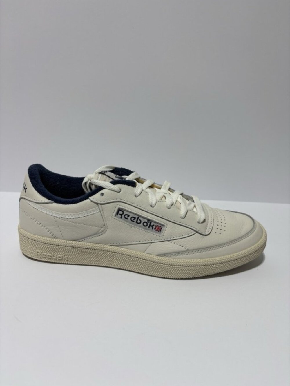 Reebok Men’s Club C 85 Vintage White Sneakers, Size 9.5 M